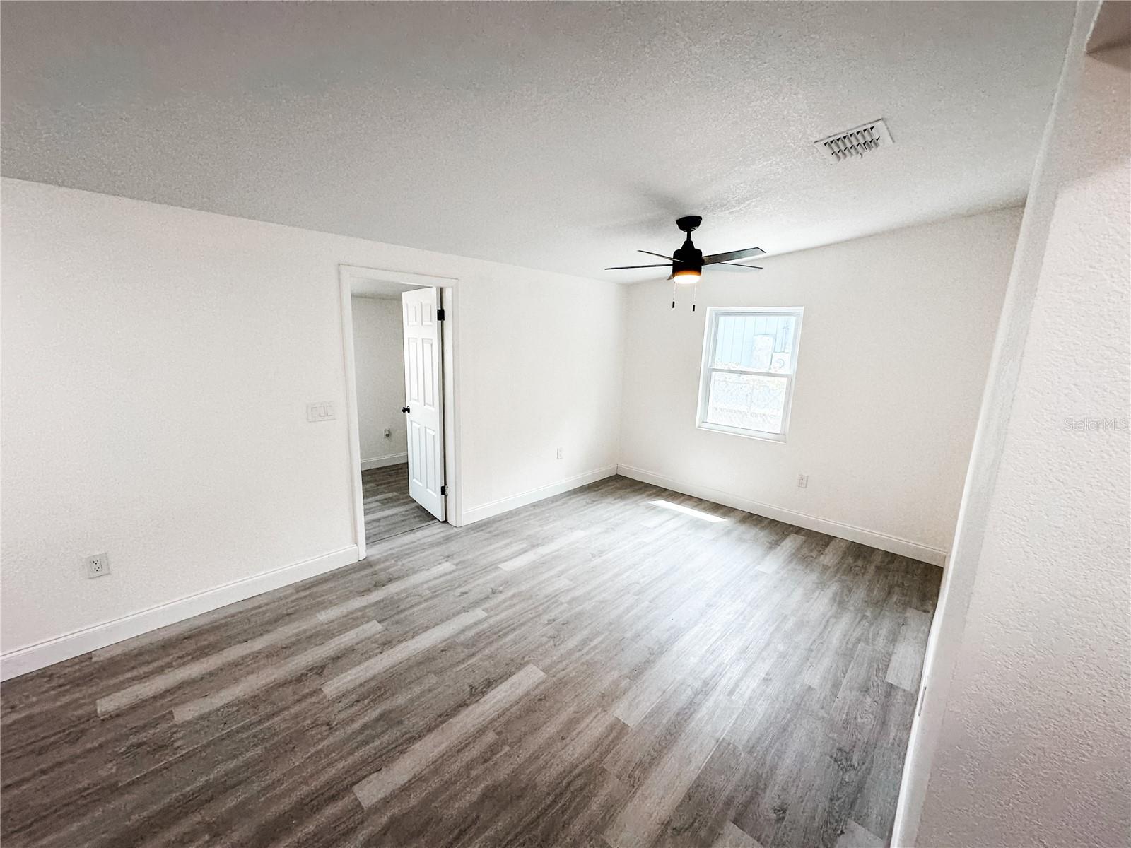 Image 15 of 57 For 110 15th Street
