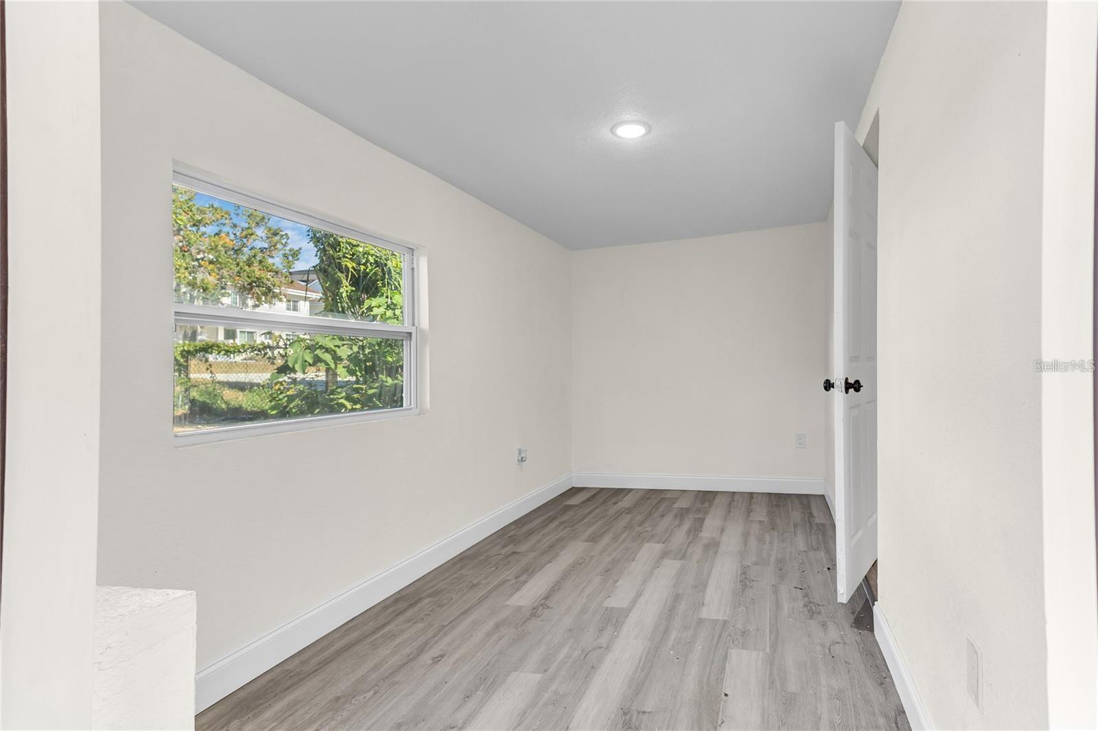 Image 20 of 57 For 110 15th Street