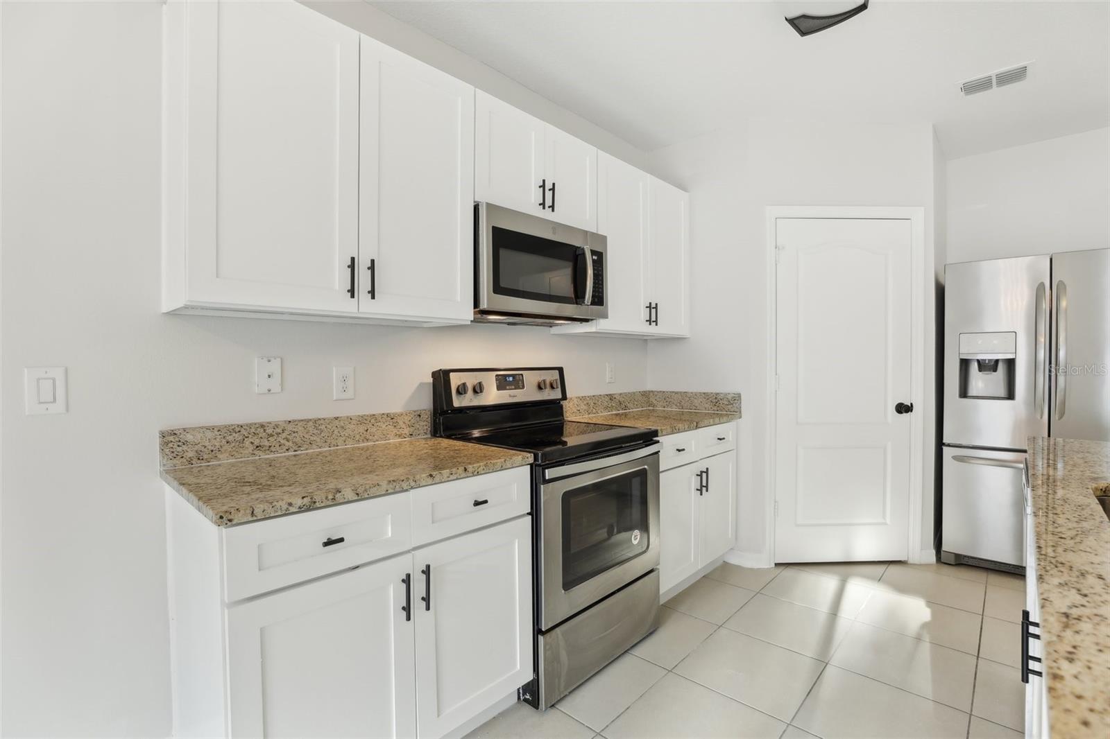 Image 13 of 49 For 3443 Berkshire Woods Terrace