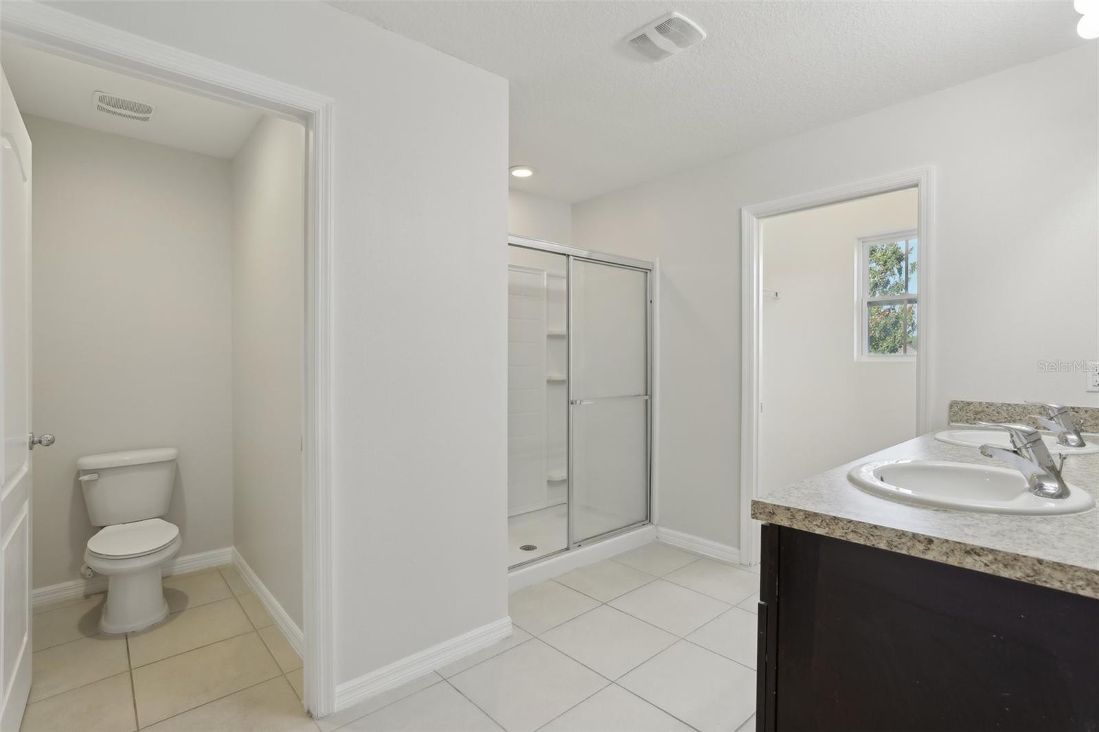 Image 33 of 49 For 3443 Berkshire Woods Terrace