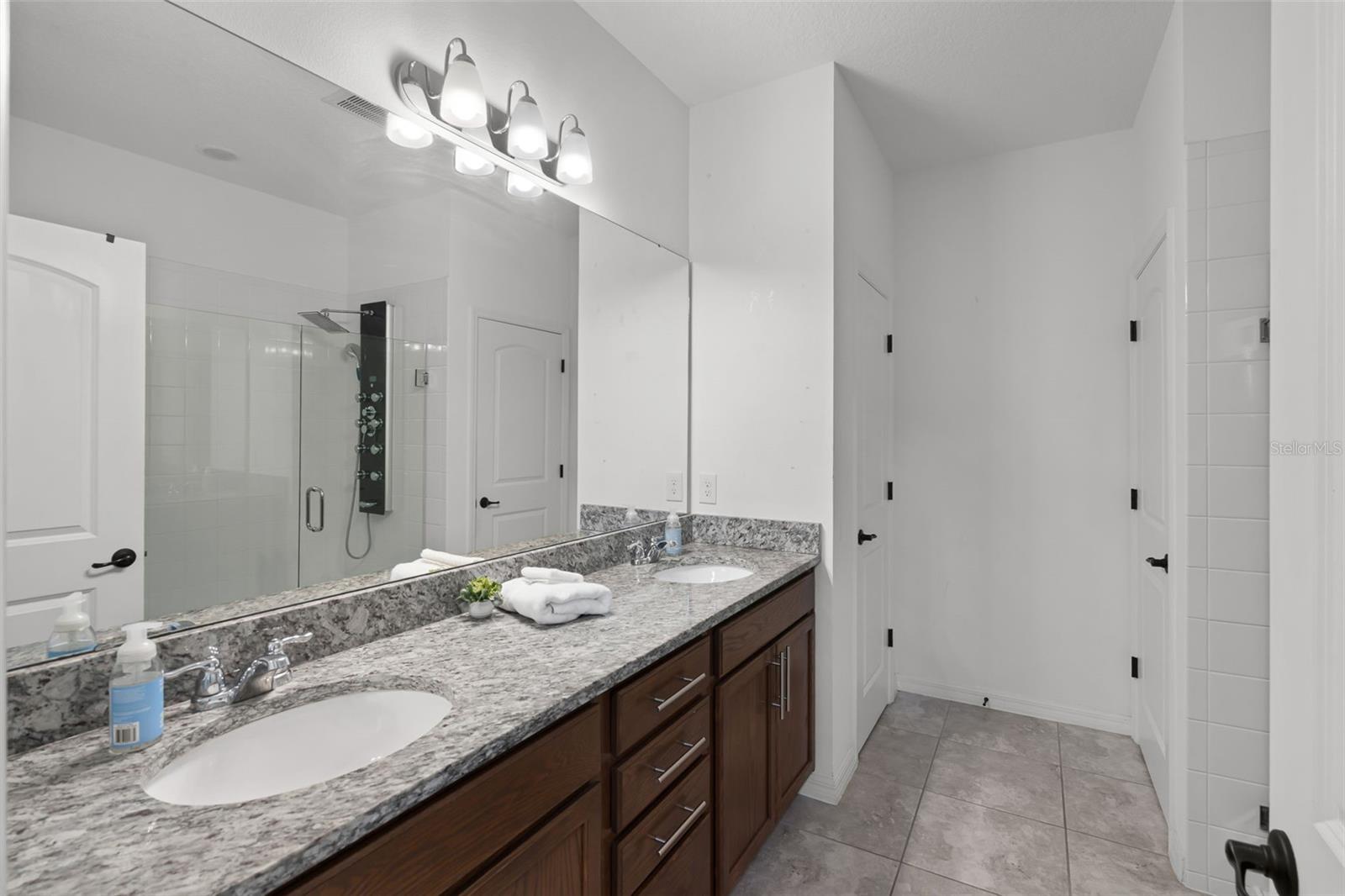Image 33 of 80 For 2264 Emerald Springs Drive