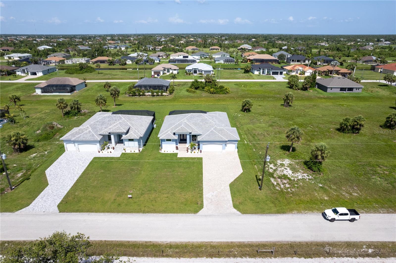 Image 35 of 38 For 223 Rotonda Boulevard S