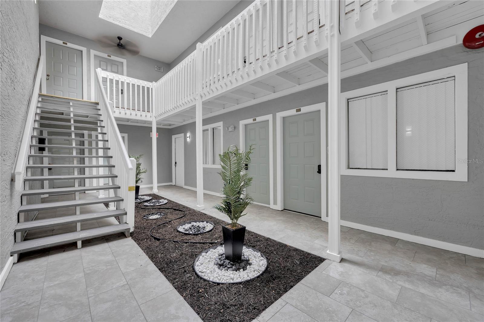 Image 2 of 16 For 452 Osceola Street 101