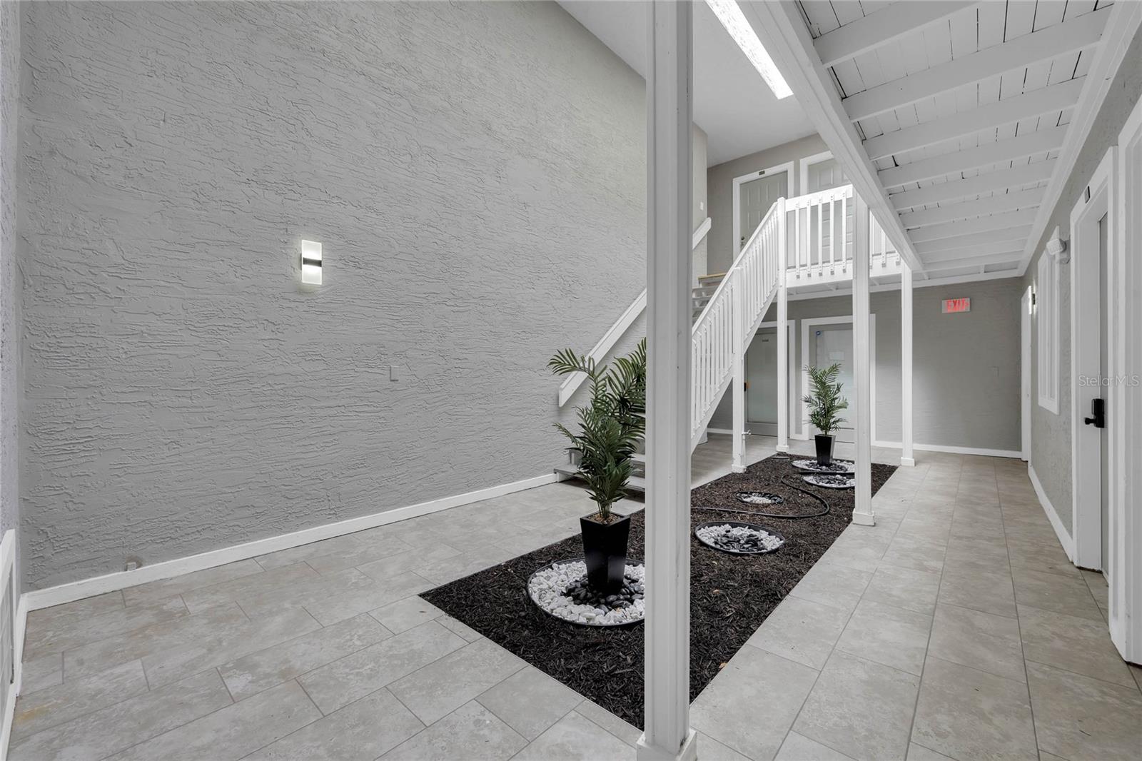 Image 4 of 16 For 452 Osceola Street 101