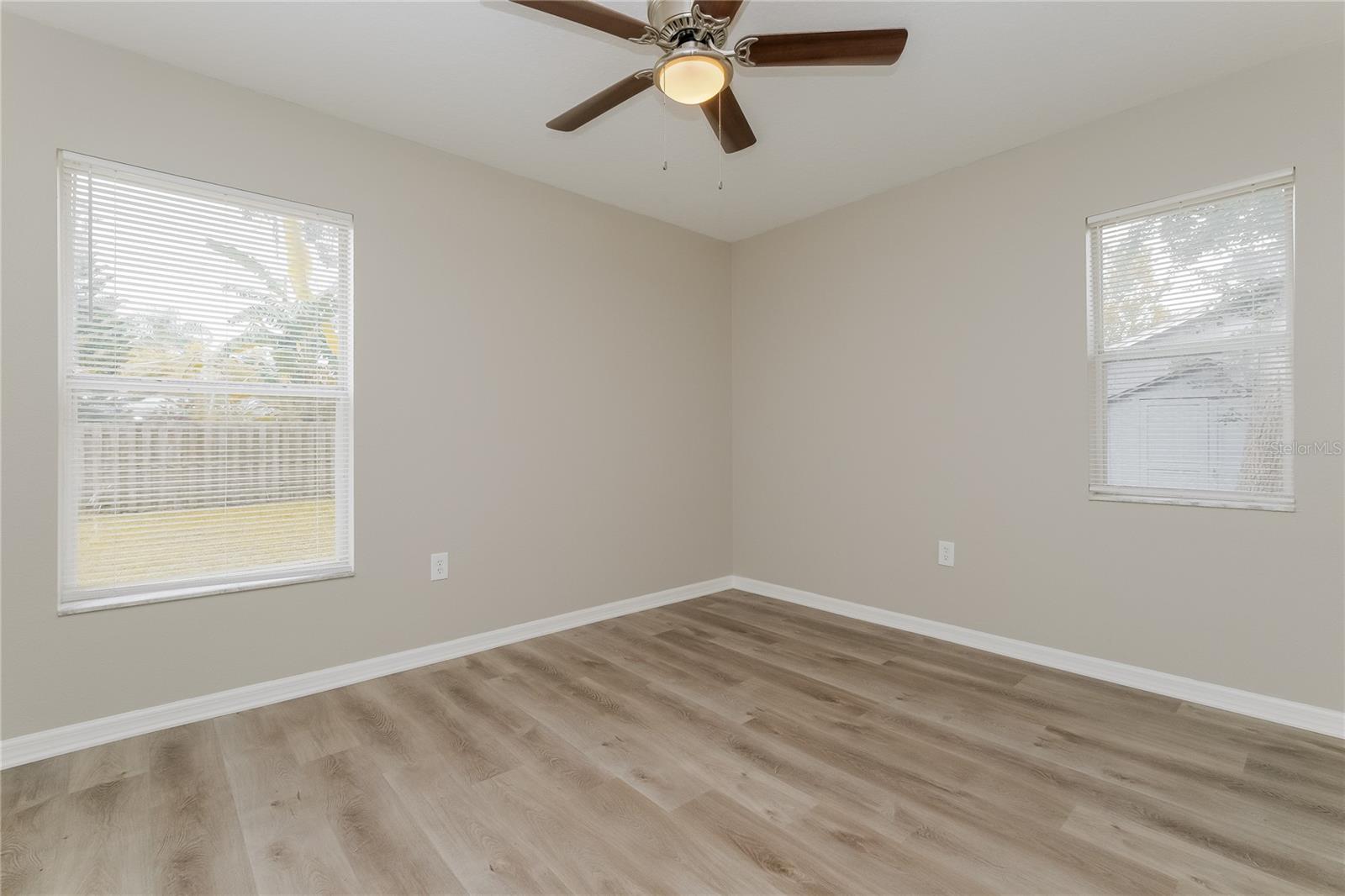 Image 11 of 16 For 9048 Oneal Avenue