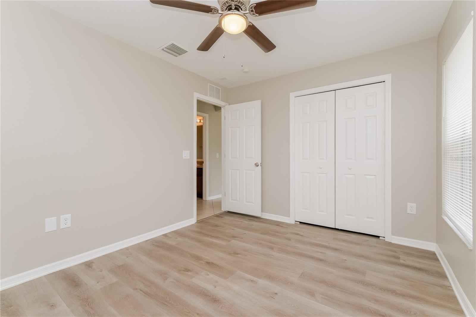 Image 12 of 16 For 9048 Oneal Avenue