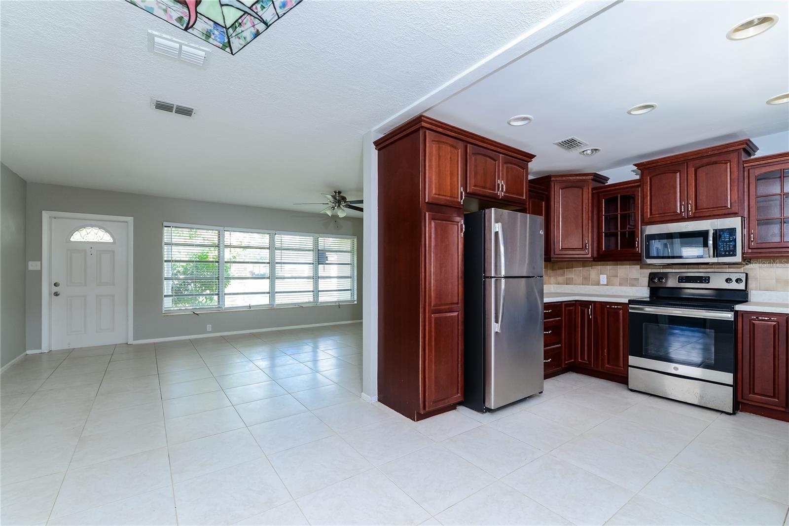 Image 5 of 16 For 1805 16th Avenue Drive W