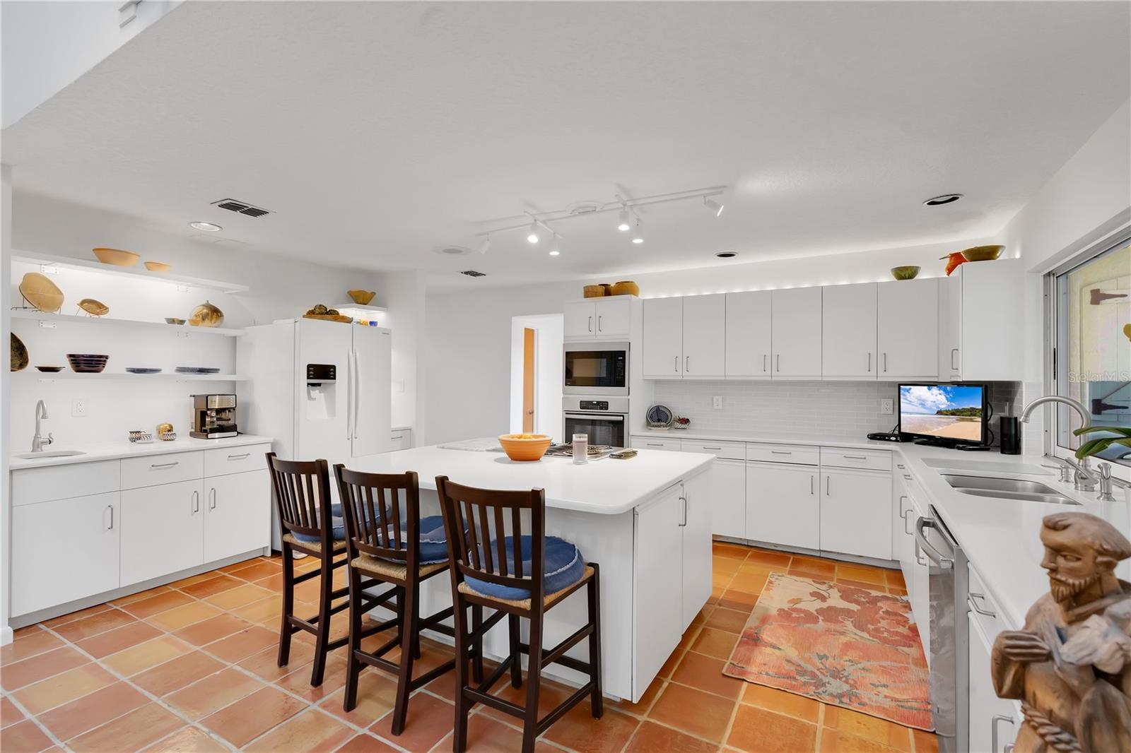Image 11 of 51 For 3332 Stonewood Court