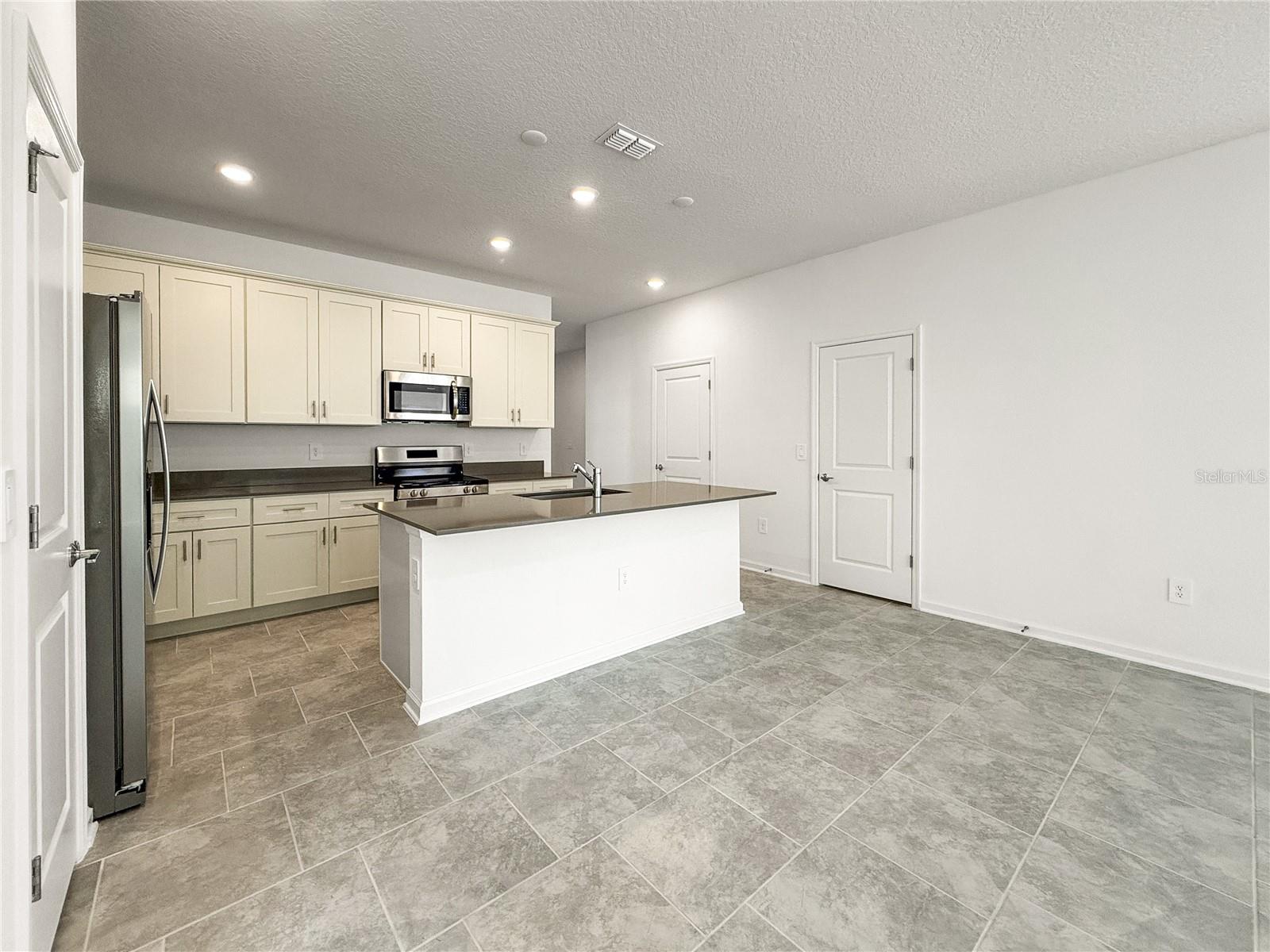Image 7 of 43 For 4158 Pino Street