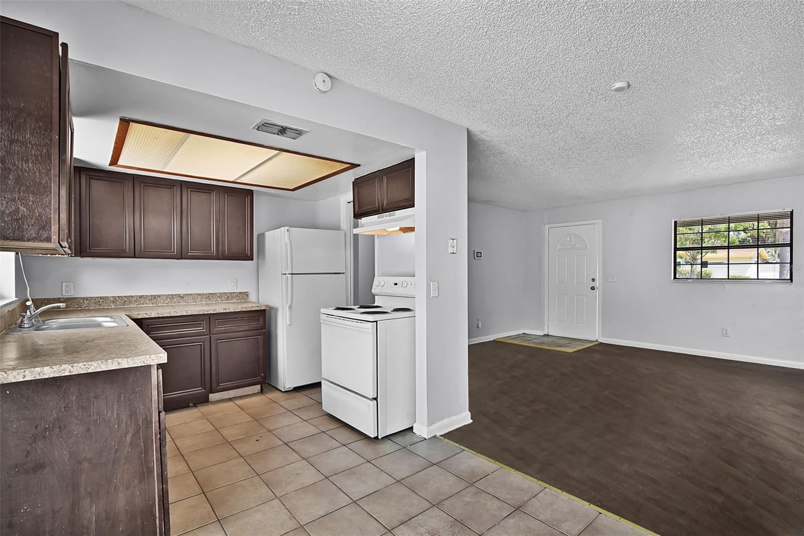 Image 10 of 32 For 4224 Colony Way