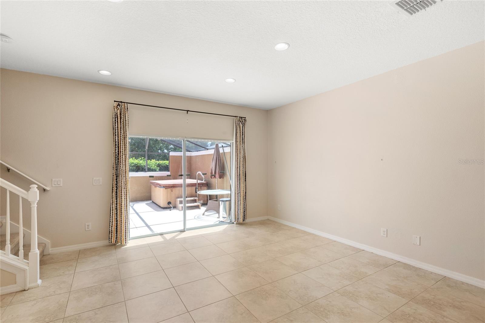 Image 10 of 34 For 3064 Yellow Lantana Lane