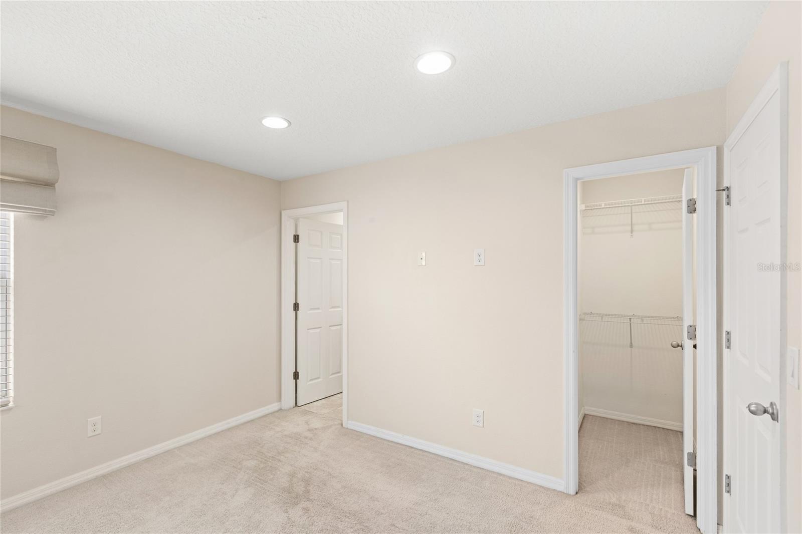 Image 15 of 34 For 3064 Yellow Lantana Lane