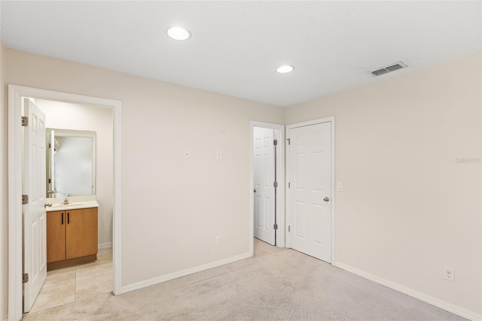 Image 18 of 34 For 3064 Yellow Lantana Lane