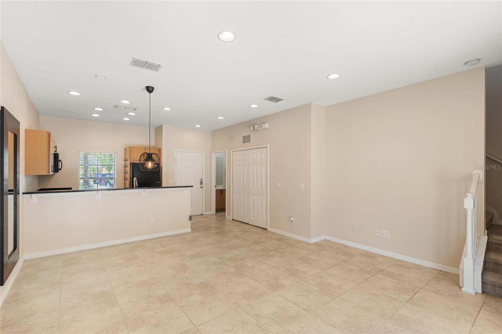 Image 4 of 34 For 3064 Yellow Lantana Lane