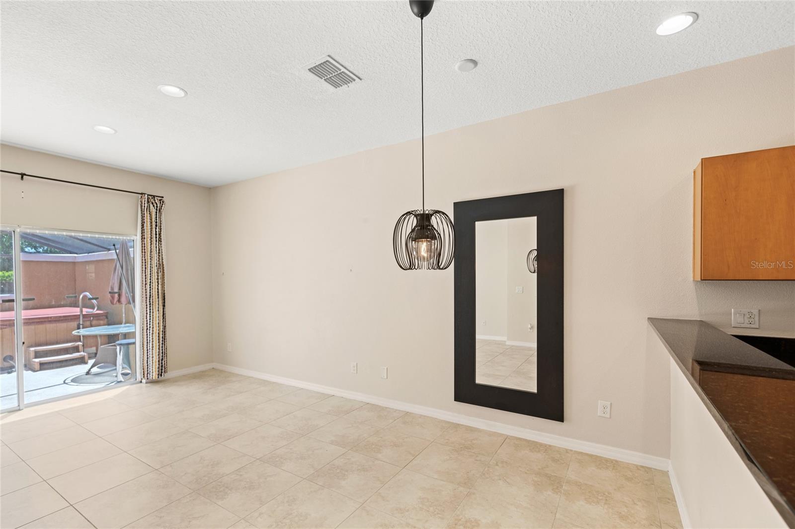 Image 8 of 34 For 3064 Yellow Lantana Lane