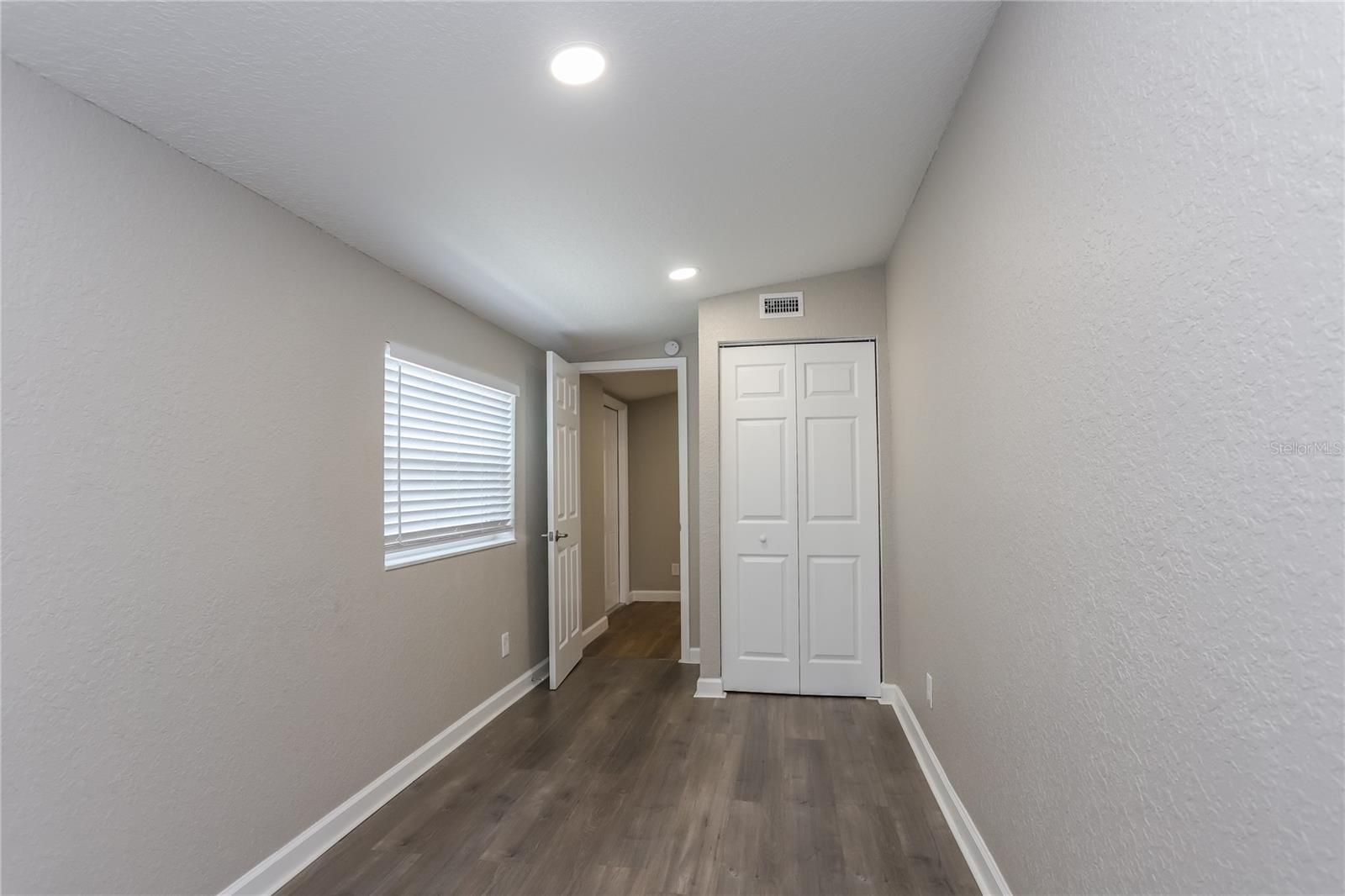 Image 10 of 16 For 7144 35th Avenue N