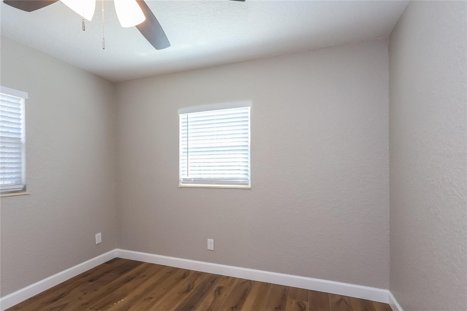 Image 13 of 16 For 7144 35th Avenue N