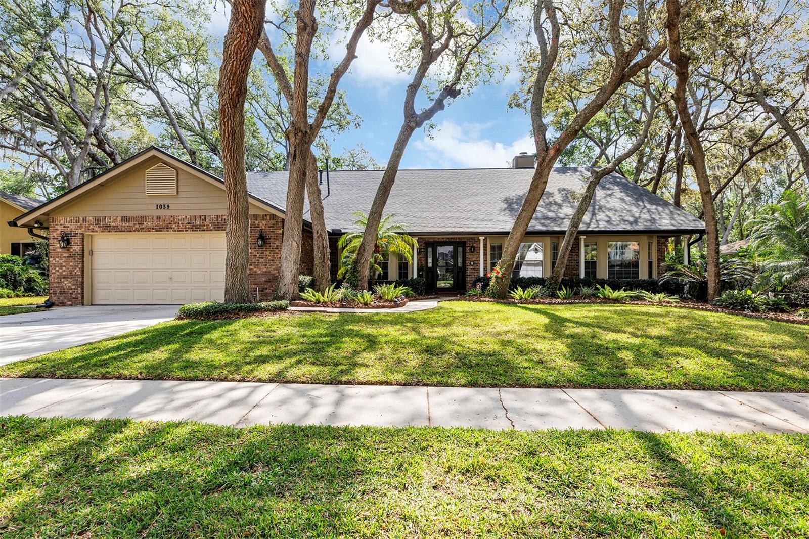 Details for 1039 Whispering Cove, CASSELBERRY, FL 32707