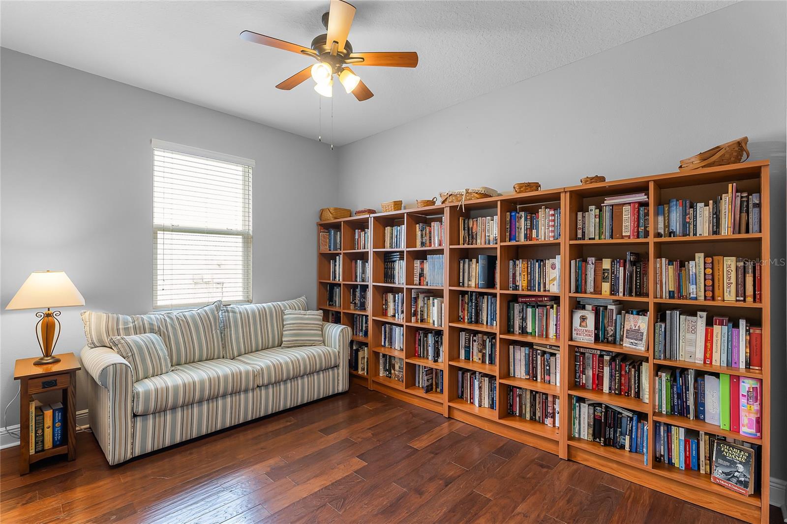 Image 20 of 57 For 721 Lake Cove Pointe Circle