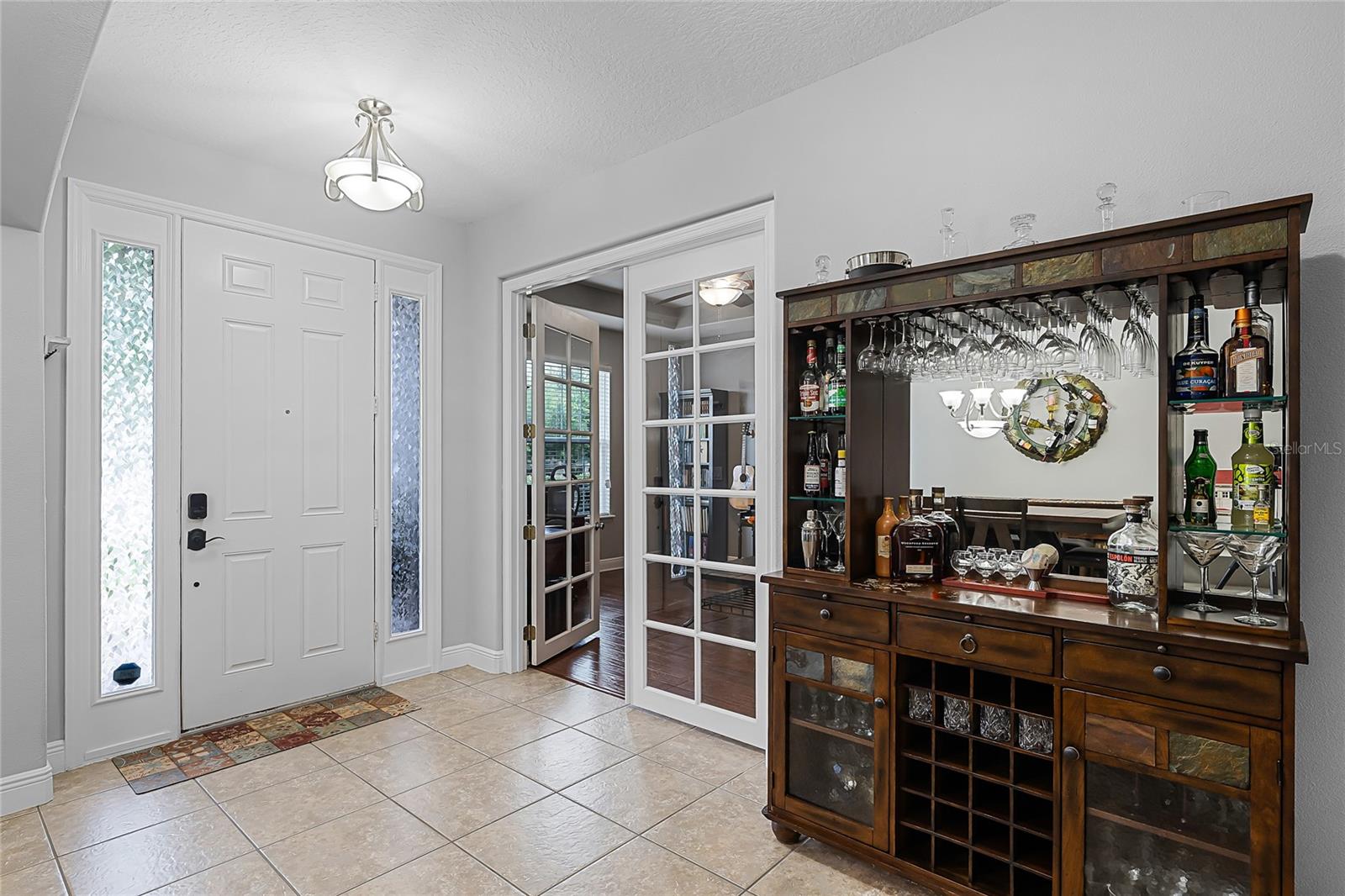 Image 4 of 57 For 721 Lake Cove Pointe Circle