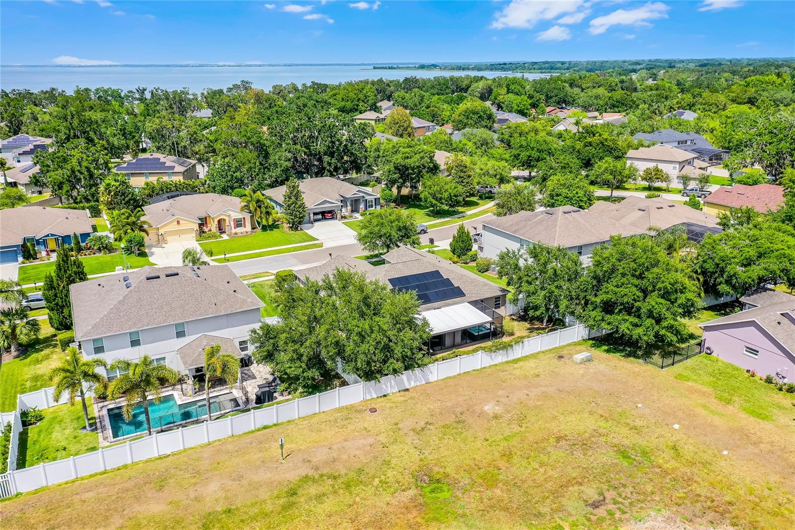 Image 45 of 57 For 721 Lake Cove Pointe Circle