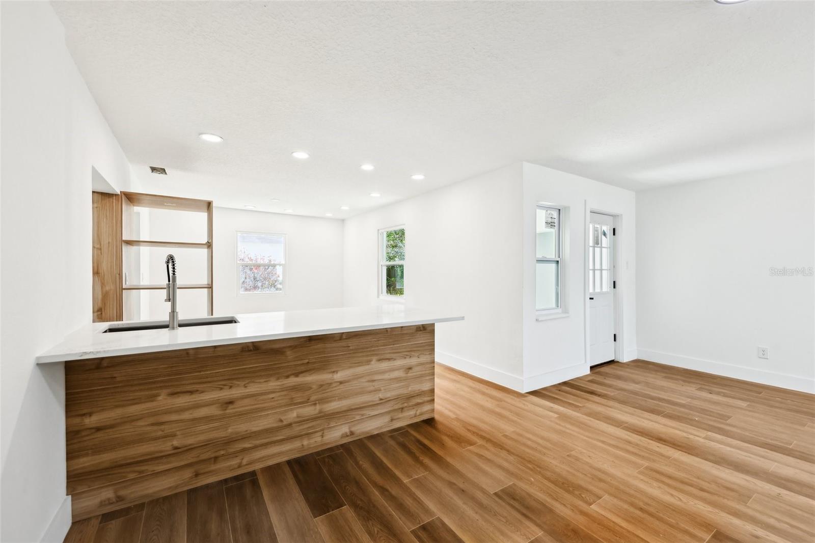 Image 11 of 72 For 730 Swoope Avenue