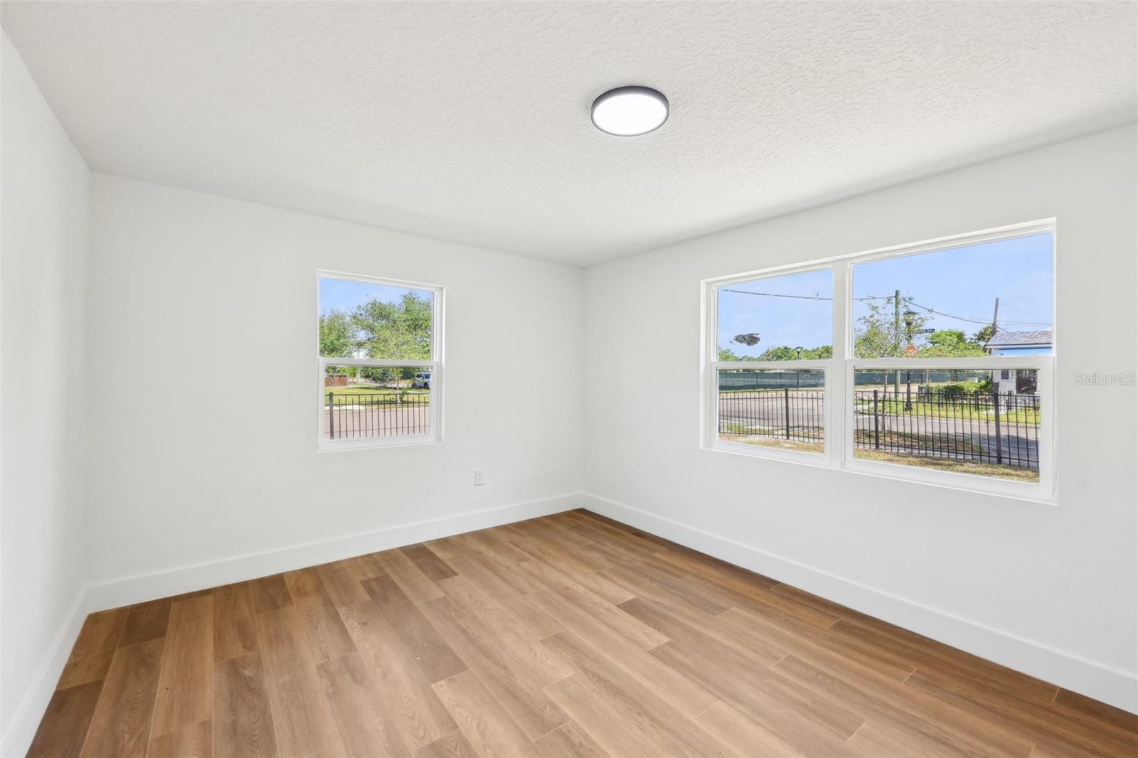 Image 24 of 72 For 730 Swoope Avenue