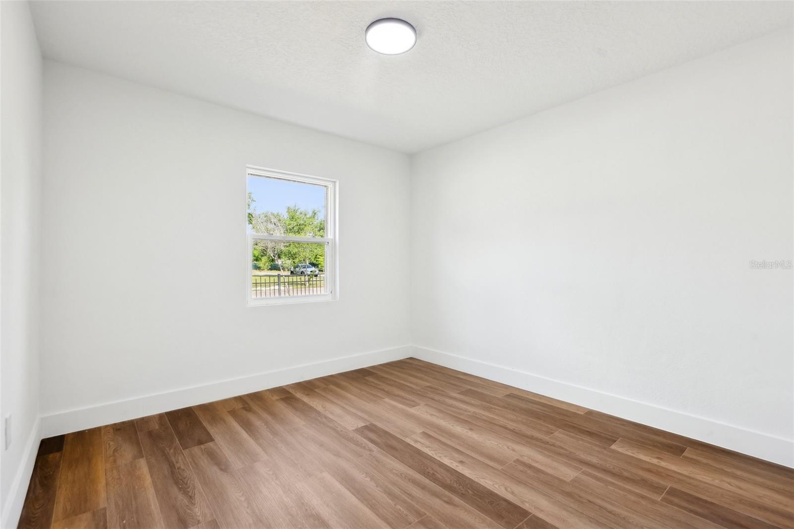 Image 29 of 72 For 730 Swoope Avenue