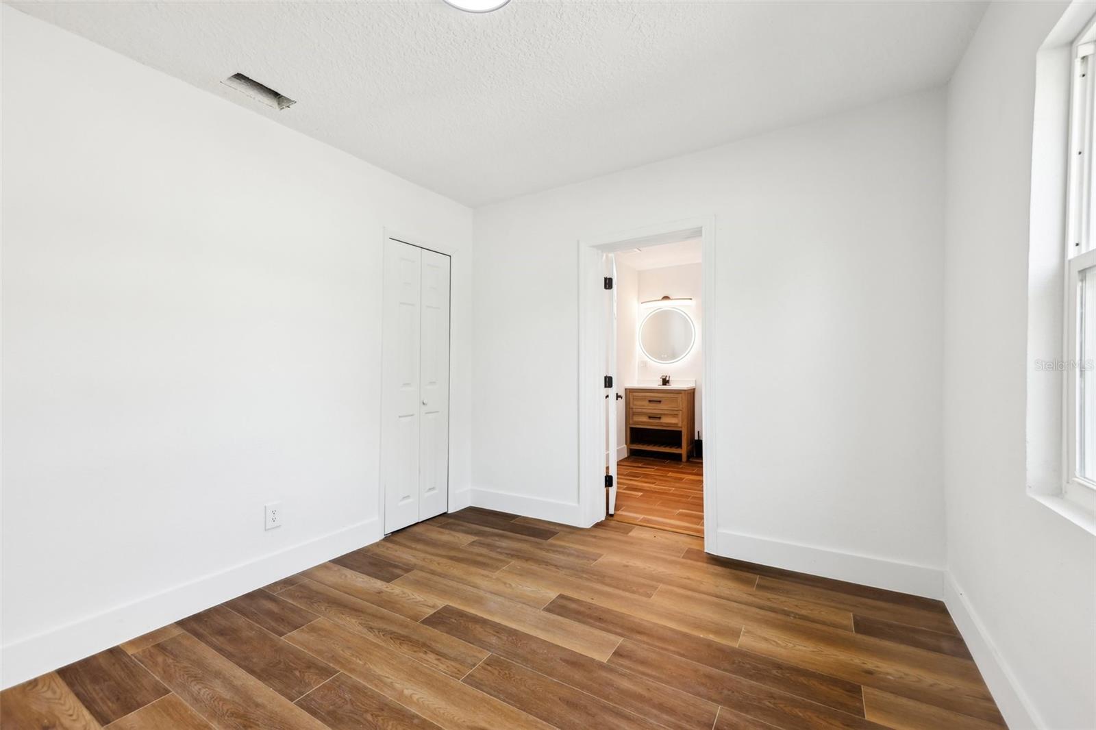 Image 32 of 72 For 730 Swoope Avenue