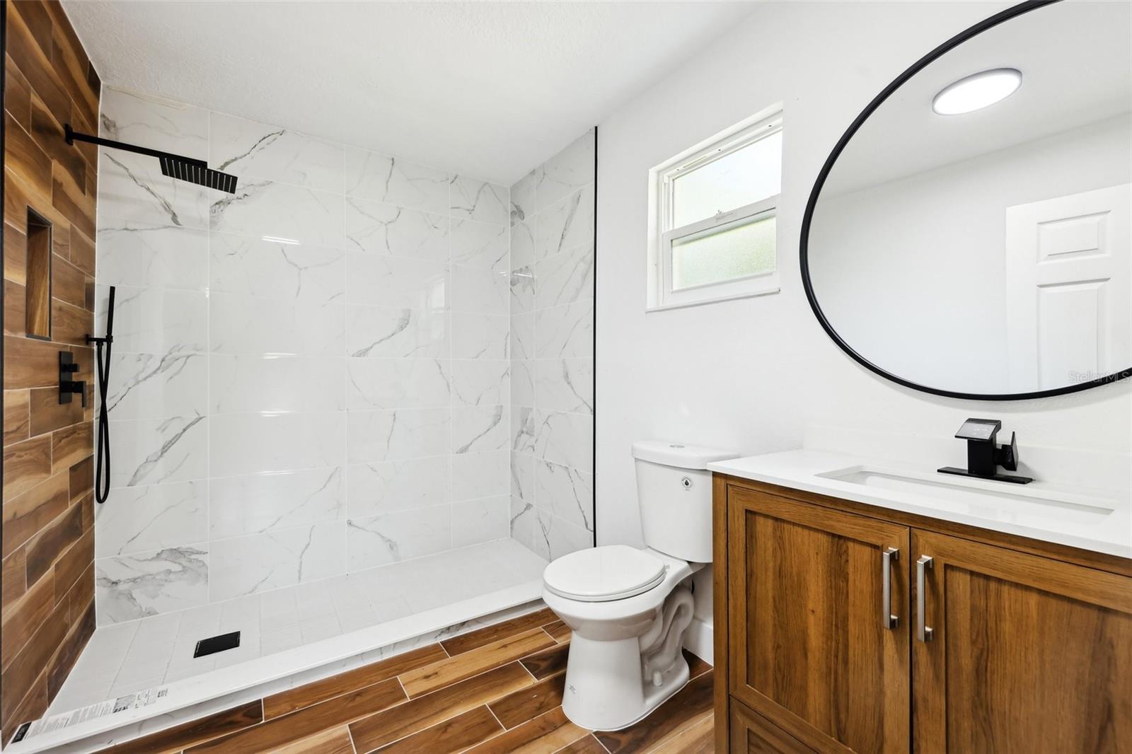 Image 36 of 72 For 730 Swoope Avenue
