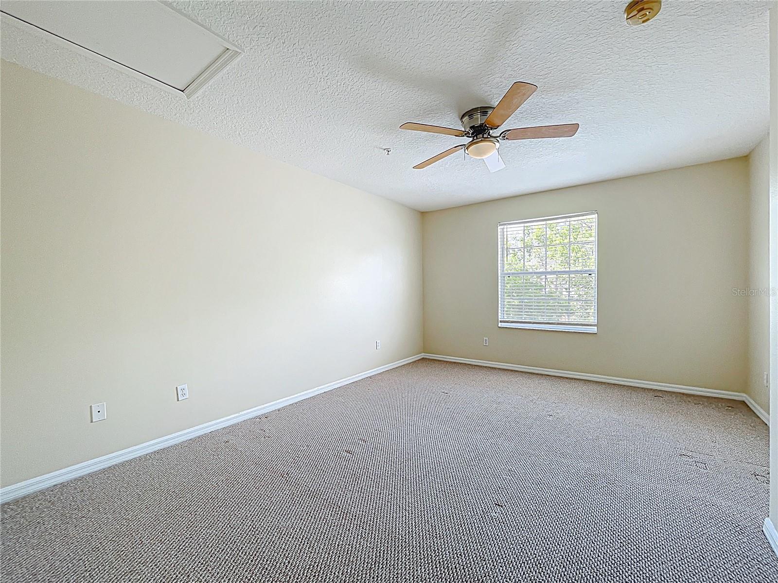 Image 44 of 69 For 960 Mooring Avenue 202