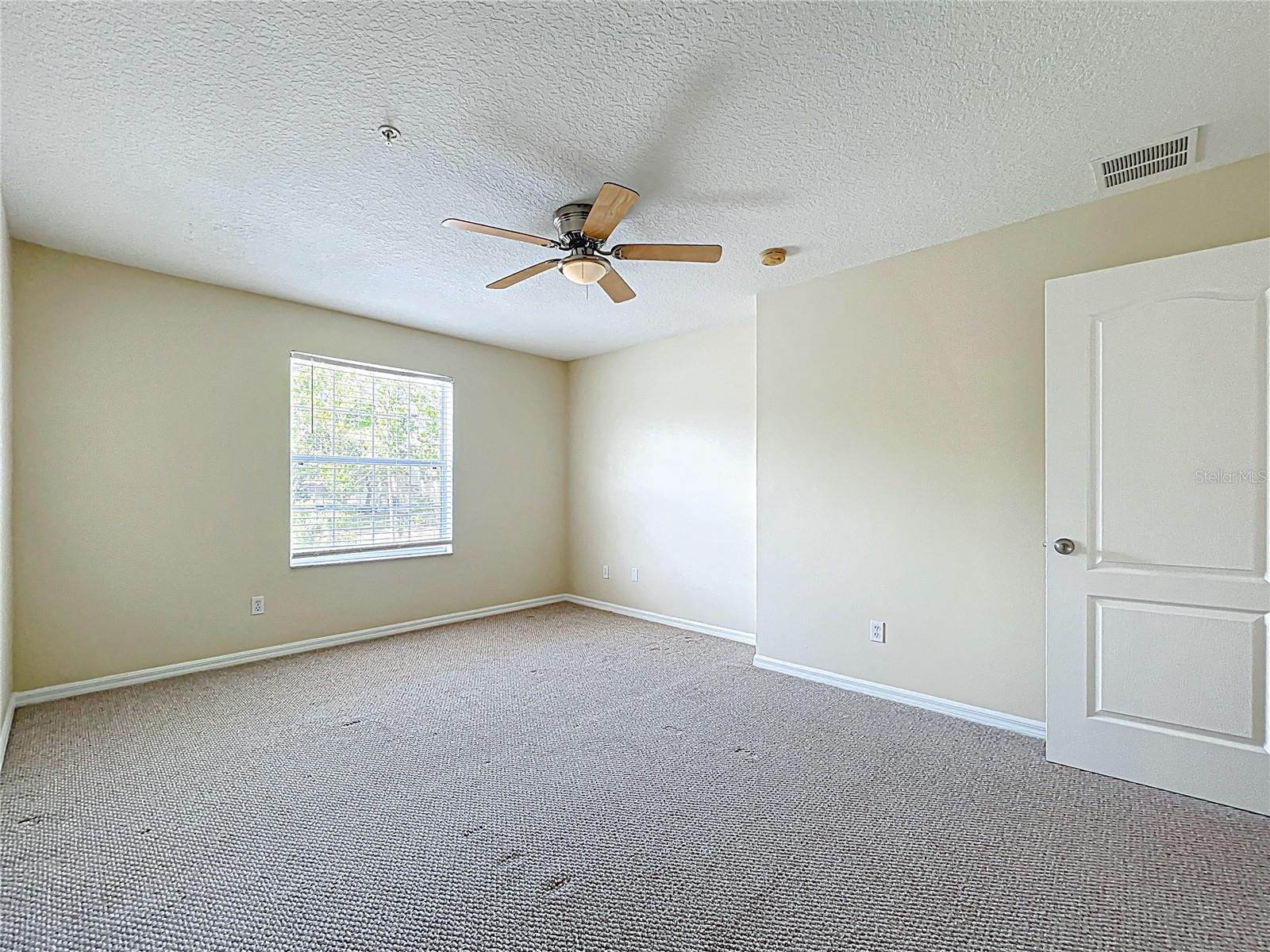 Image 45 of 69 For 960 Mooring Avenue 202
