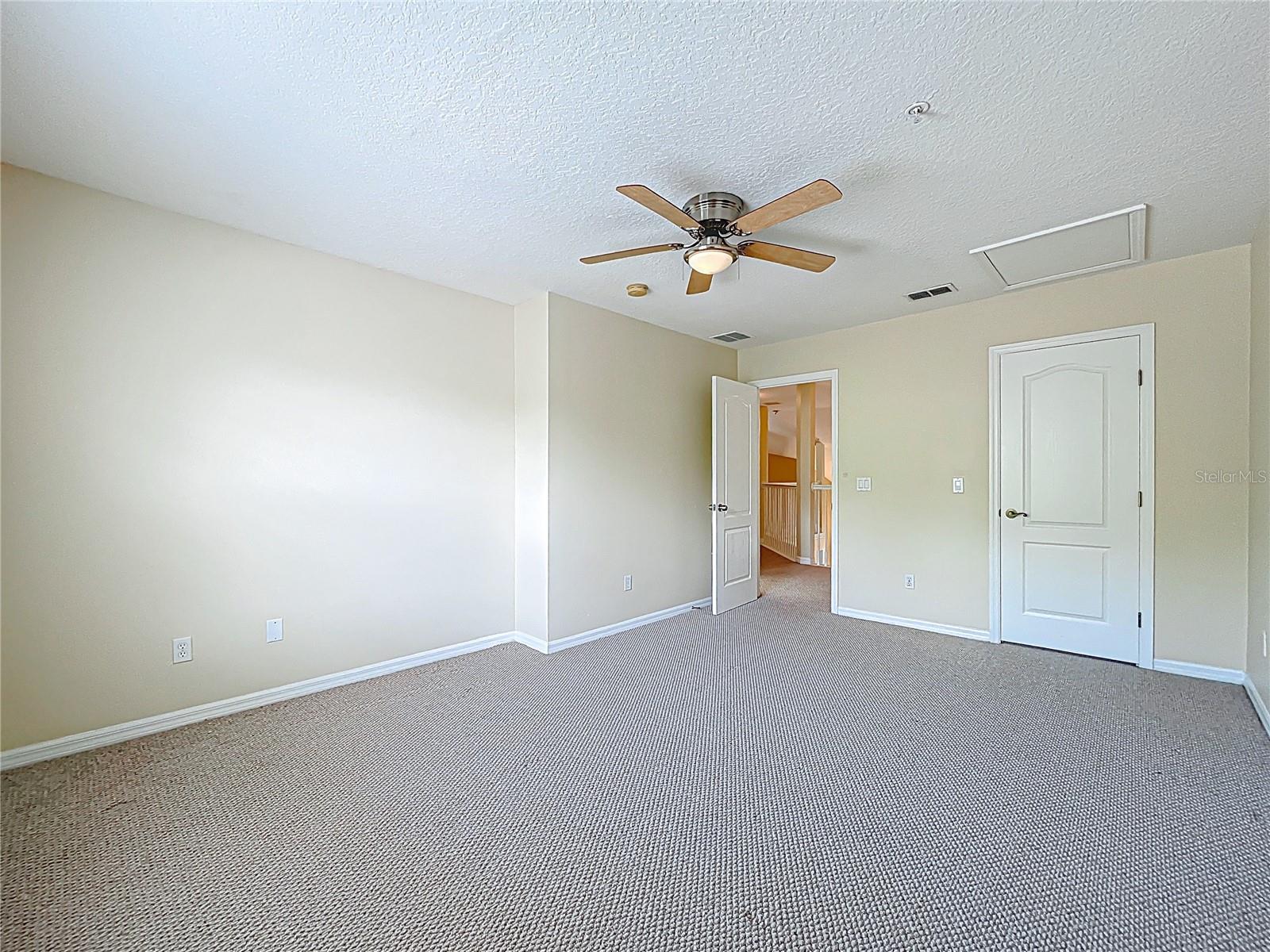 Image 46 of 69 For 960 Mooring Avenue 202