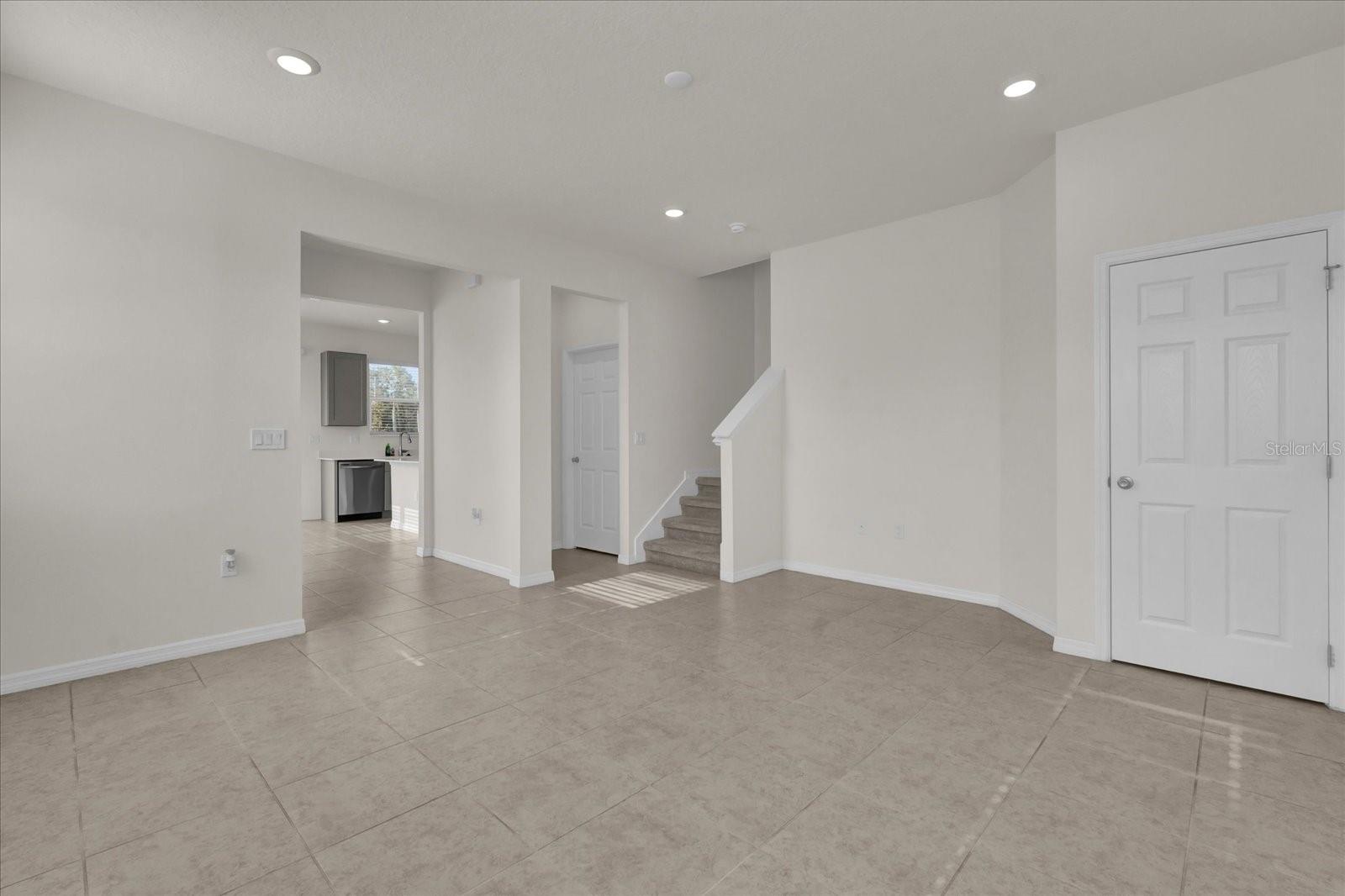 Image 5 of 30 For 1341 Wycliffe Way