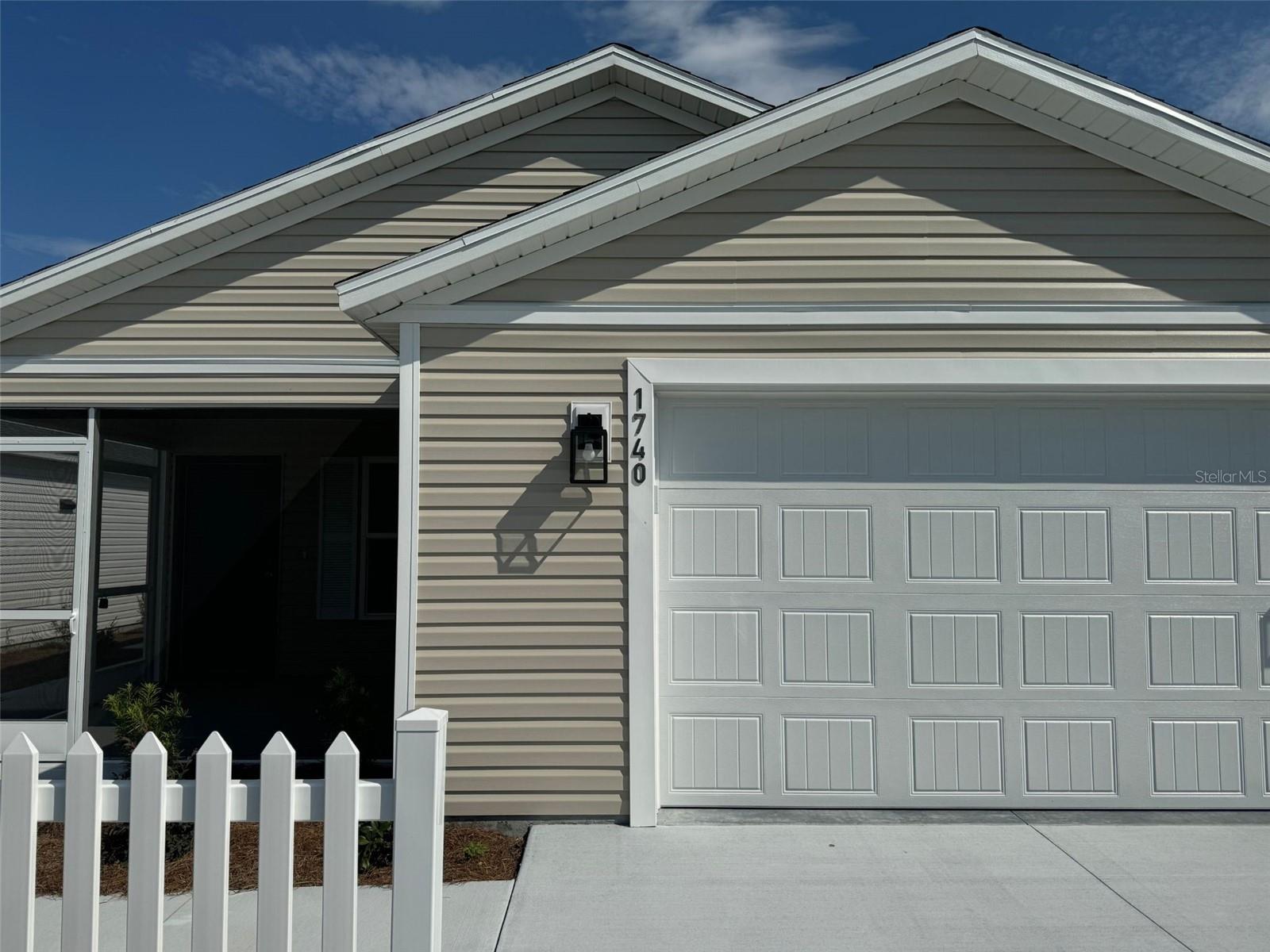 Details for 1740 Yvonia Court, THE VILLAGES, FL 34762
