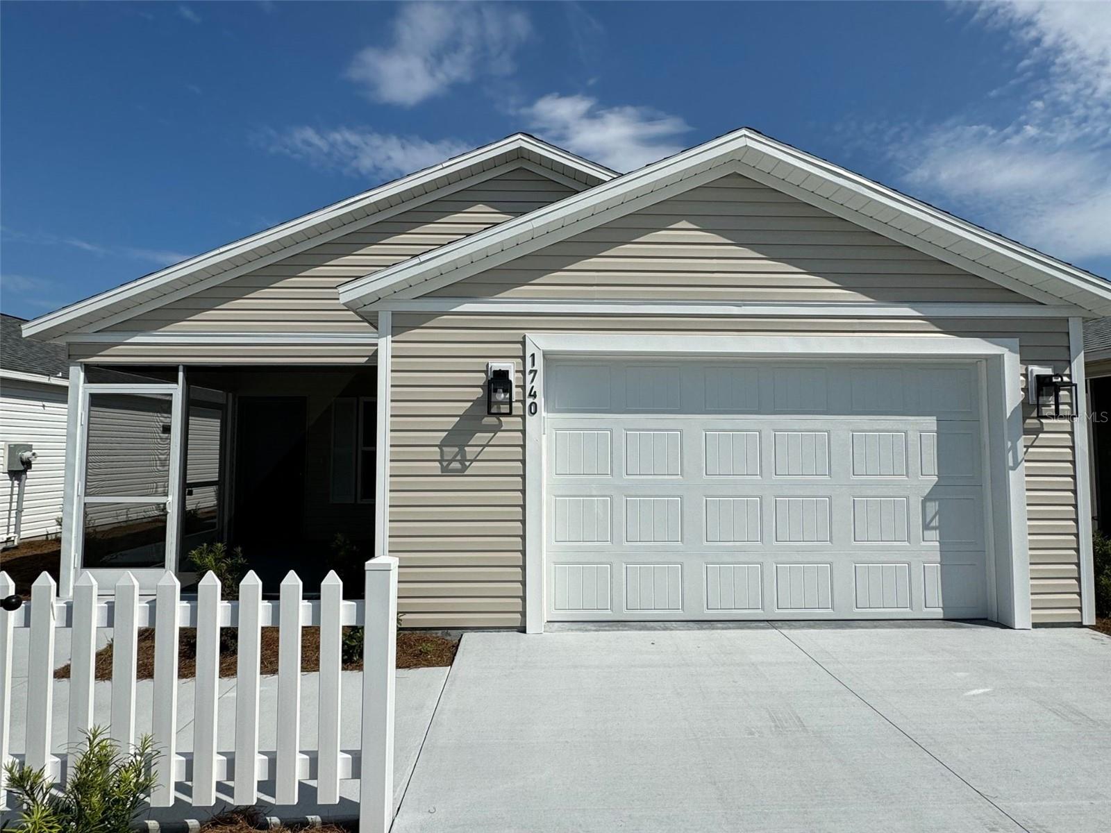 Image 2 of 18 For 1740 Yvonia Court