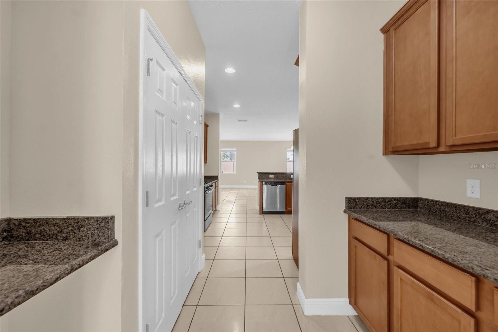 Image 15 of 43 For 14517 Black Lake Preserve Street