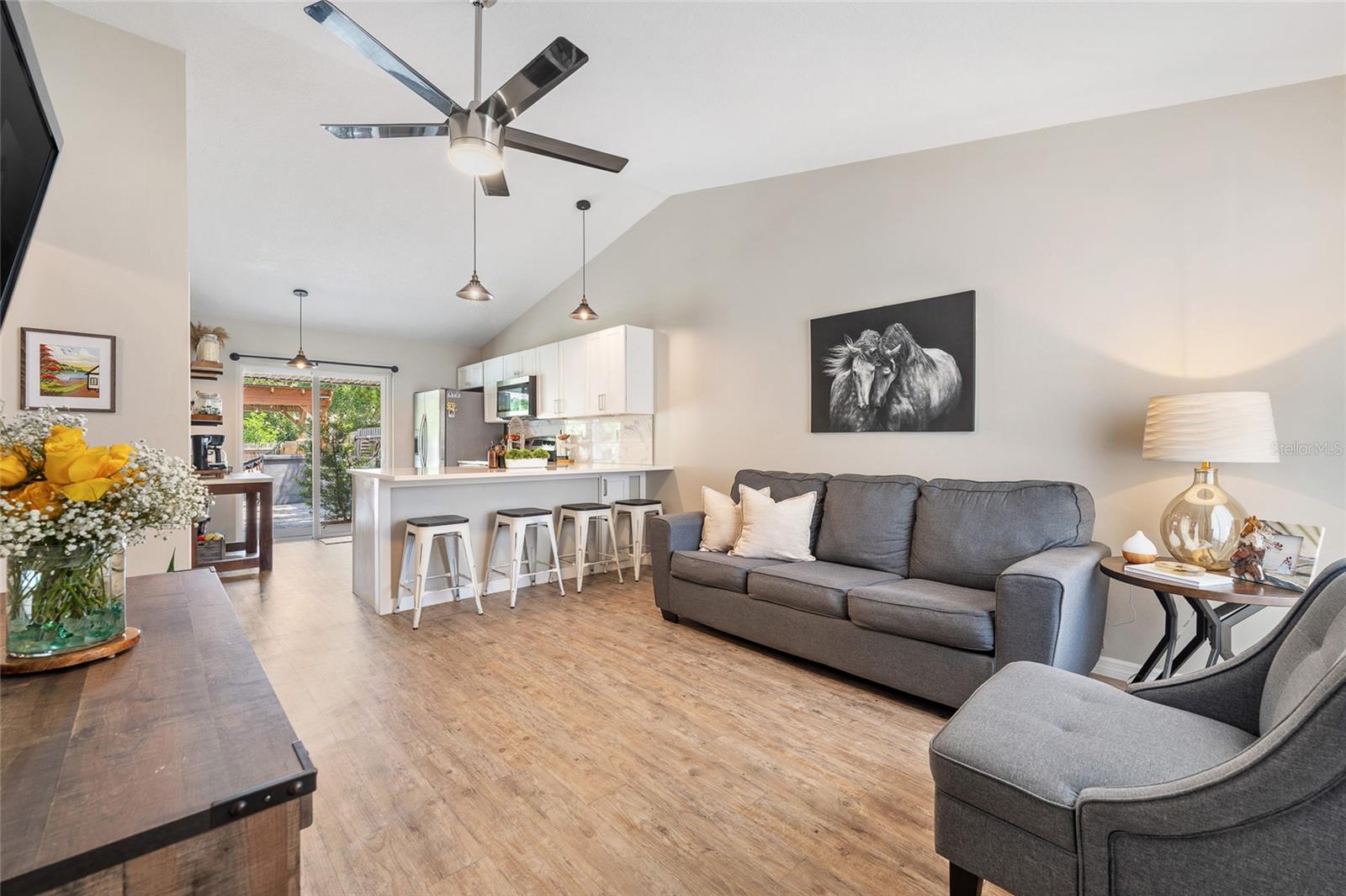 Image 5 of 24 For 12335 Eastcove Drive