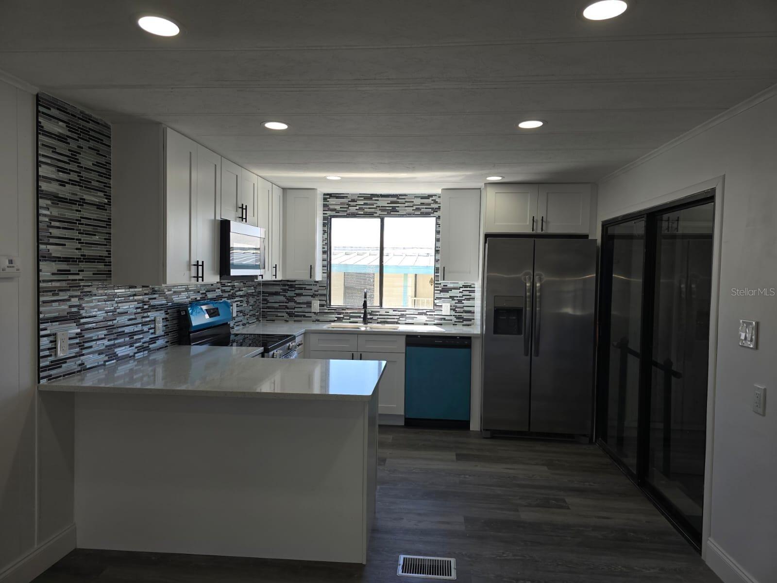 Image 6 of 18 For 3906 Sarah Drive