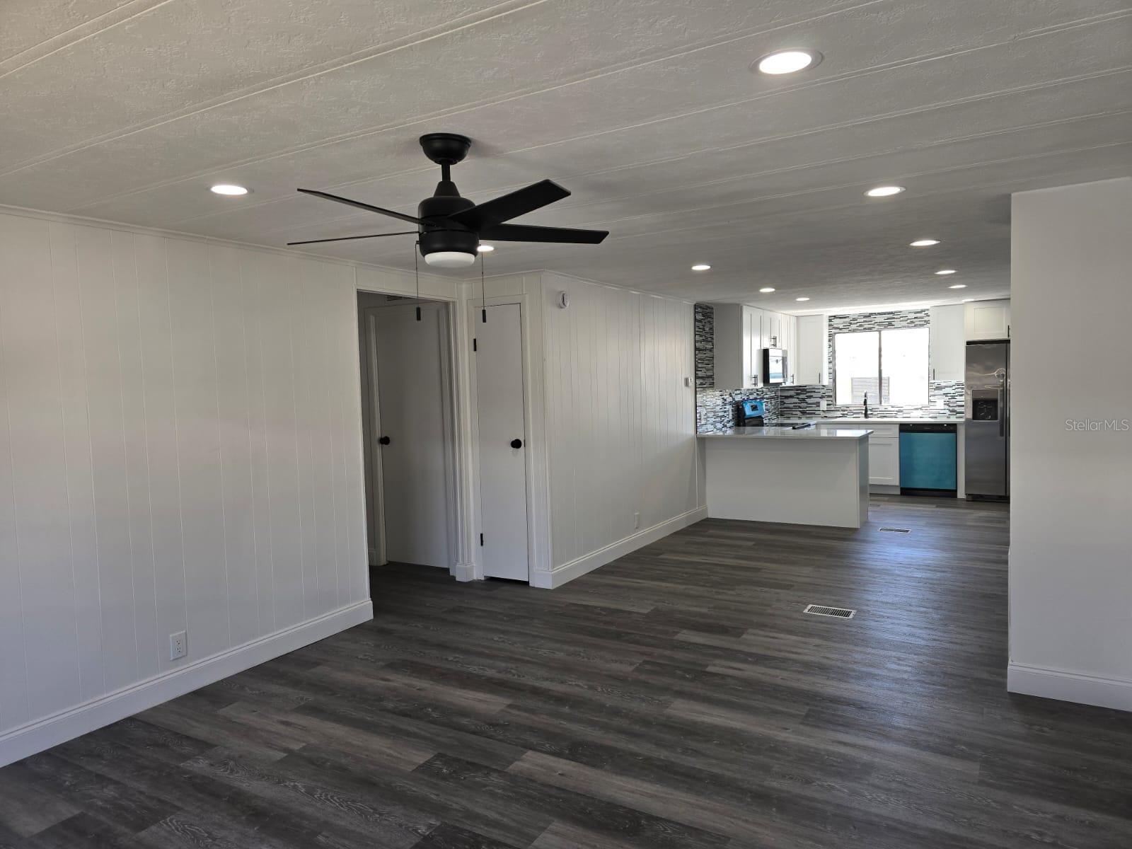Image 7 of 18 For 3906 Sarah Drive