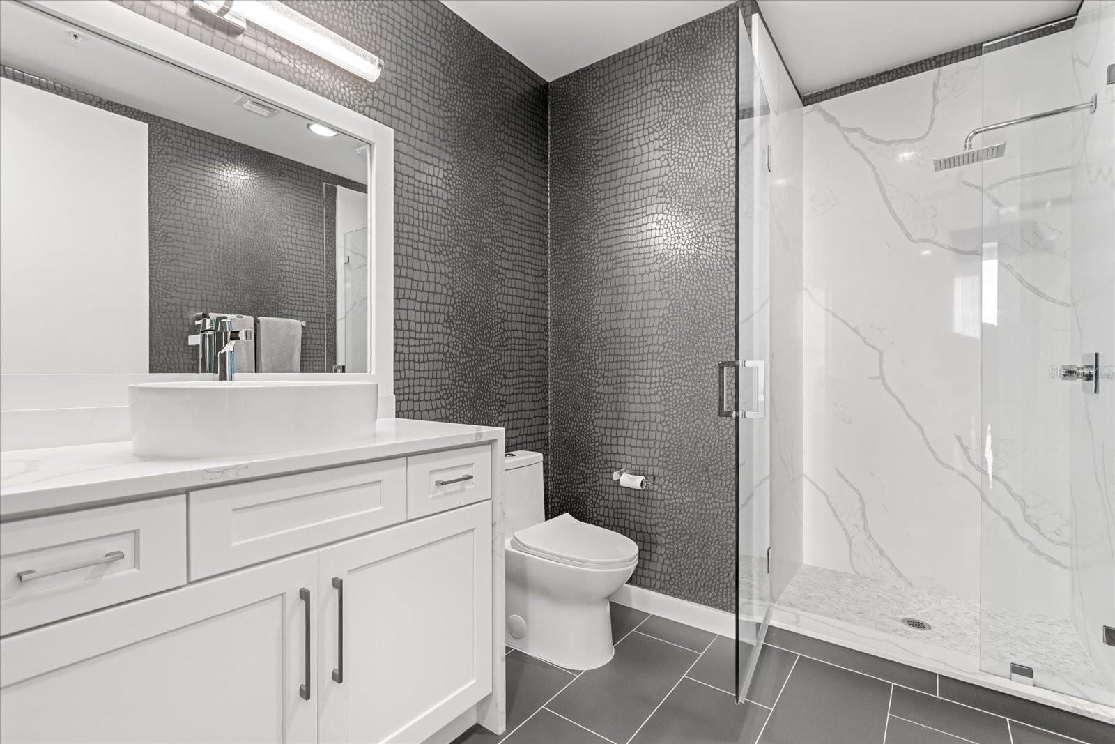Image 33 of 40 For 150 Robinson Street 2812