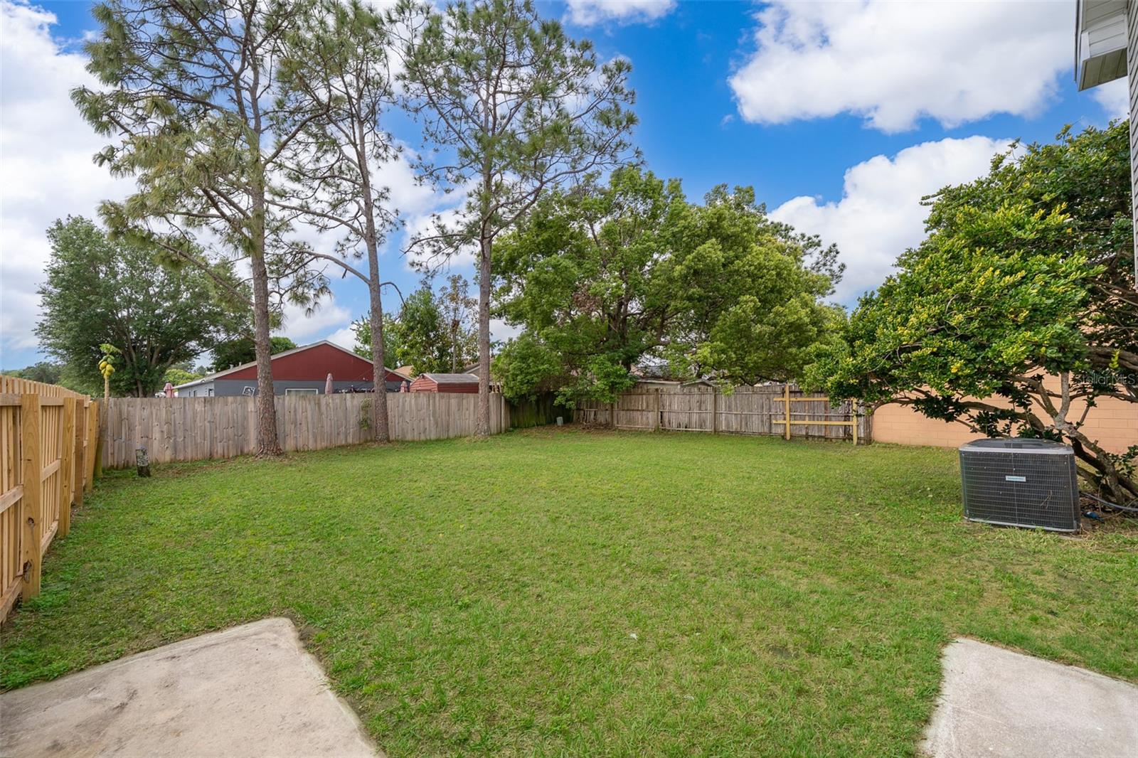 Image 17 of 26 For 9316 Dubois Boulevard