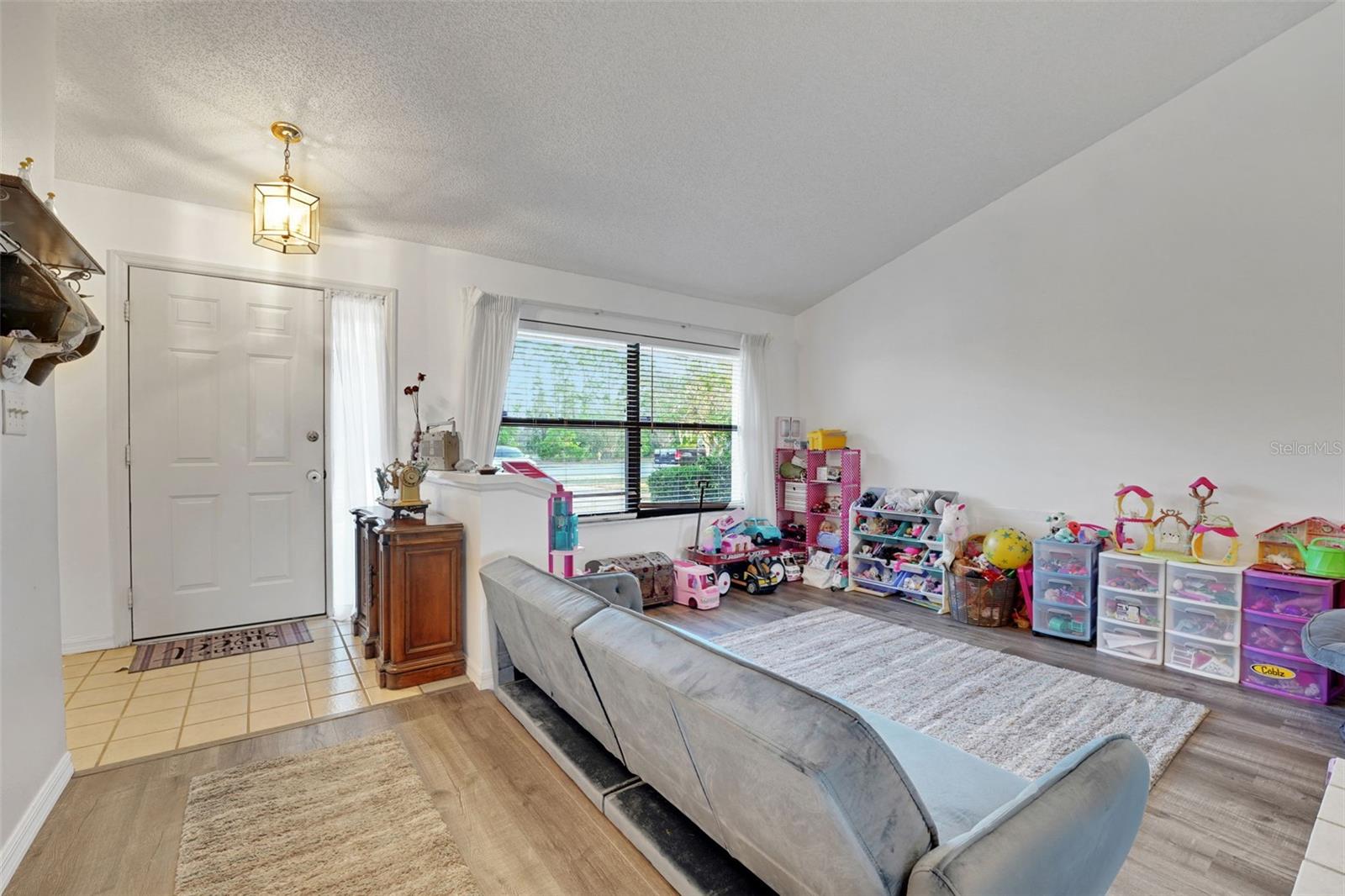 Image 15 of 36 For 516 Fort Smith Boulevard