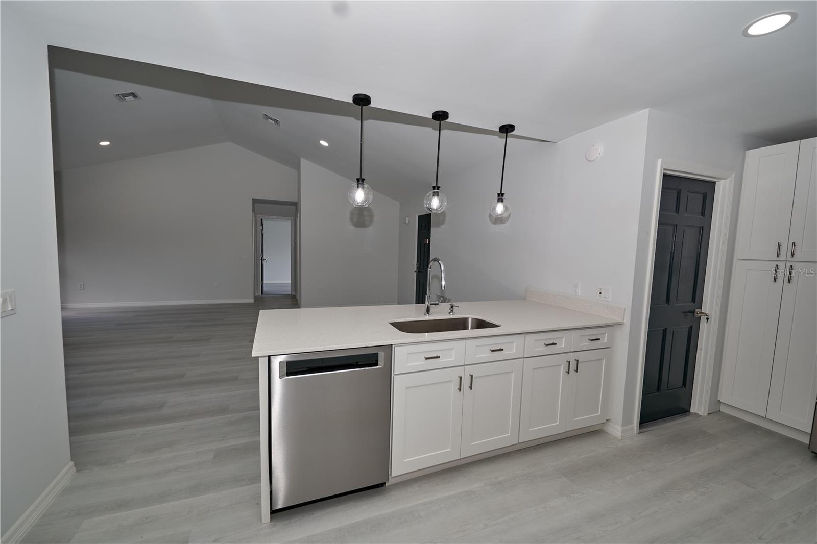 Image 33 of 39 For 119 Ridgecrest Drive