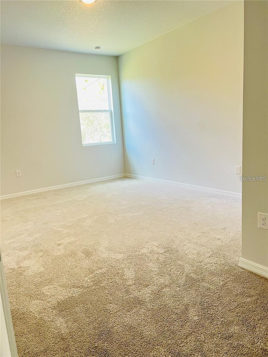 Image 6 of 15 For 434 Wells Avenue Sw