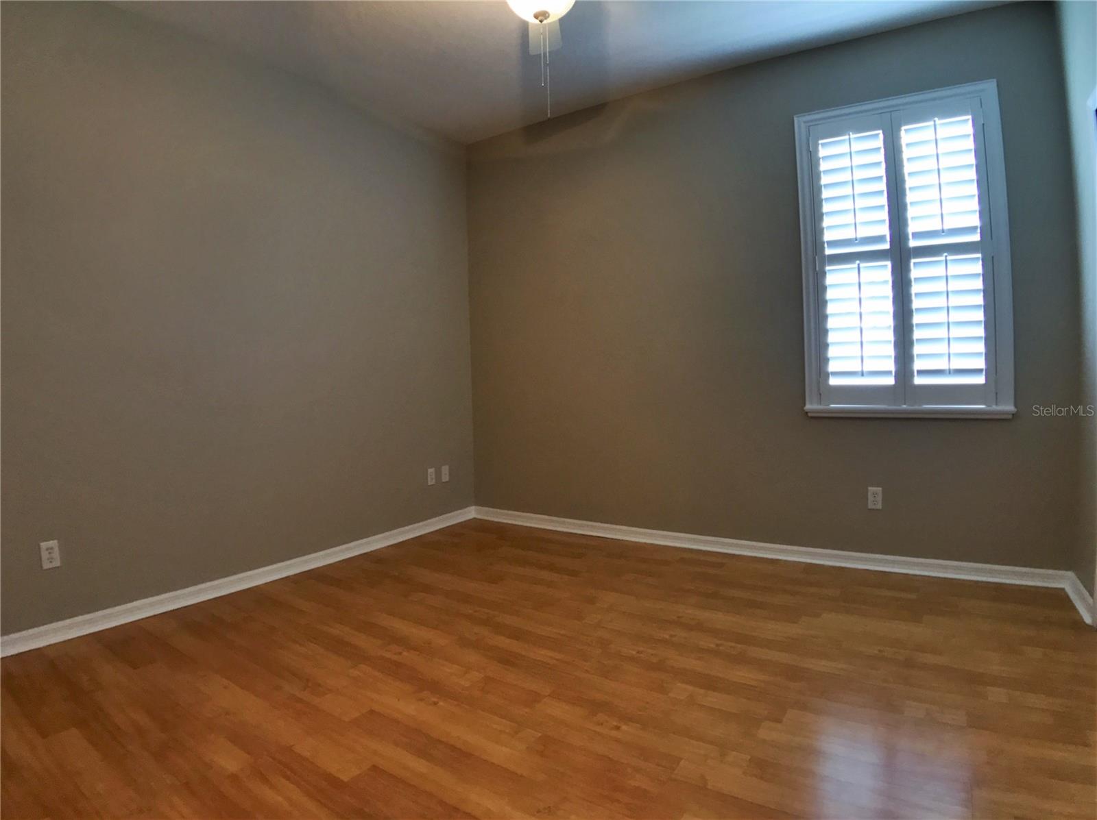 Image 15 of 21 For 7358 Vista Park Boulevard