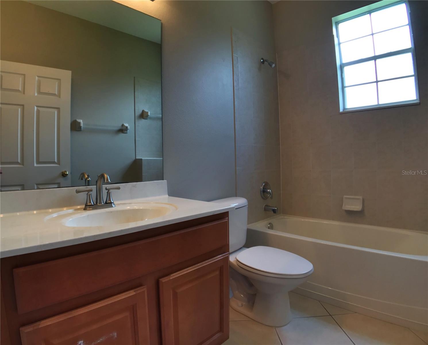 Image 16 of 21 For 7358 Vista Park Boulevard