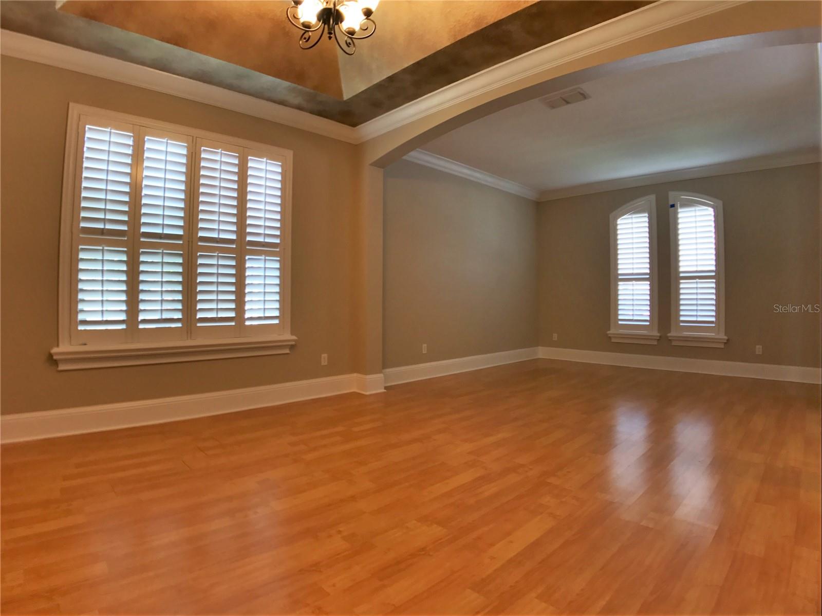 Image 4 of 21 For 7358 Vista Park Boulevard