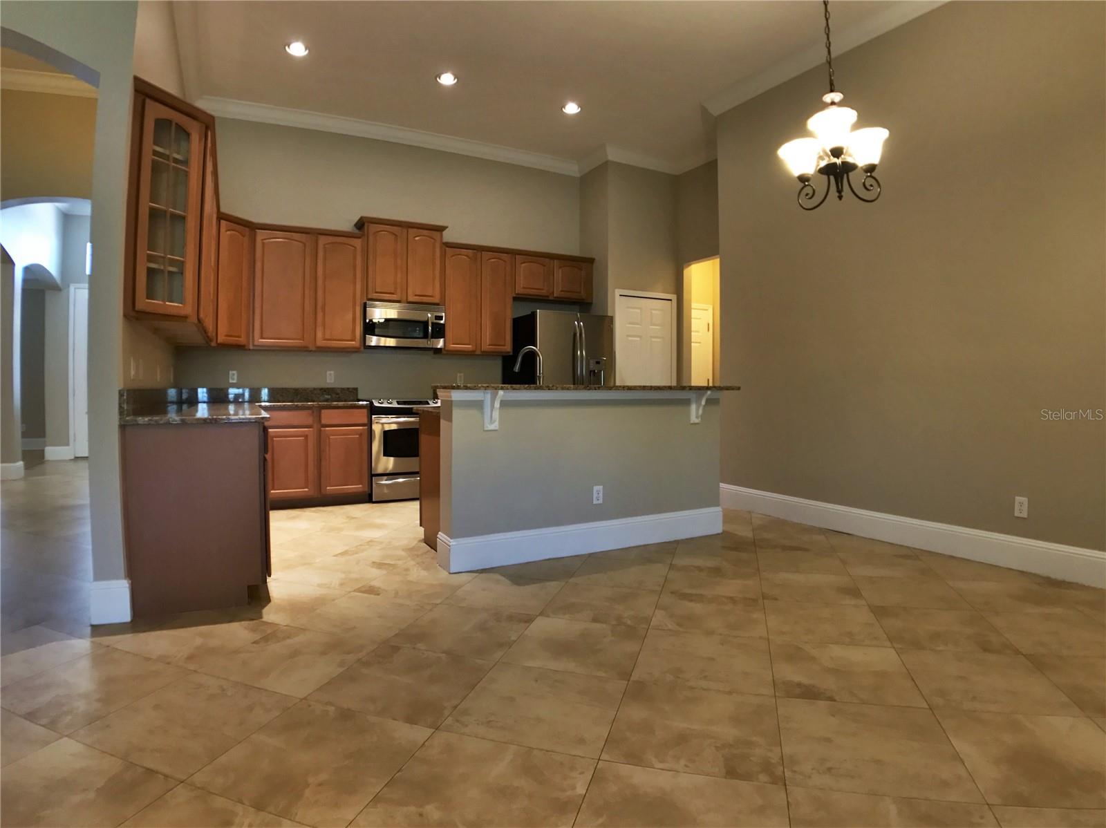 Image 7 of 21 For 7358 Vista Park Boulevard