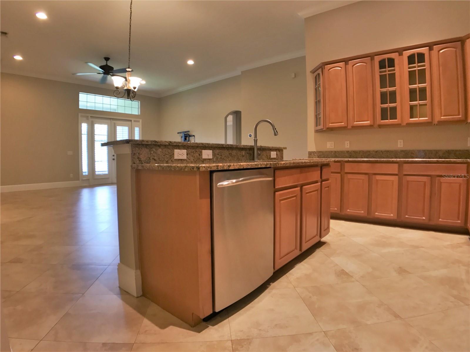 Image 8 of 21 For 7358 Vista Park Boulevard